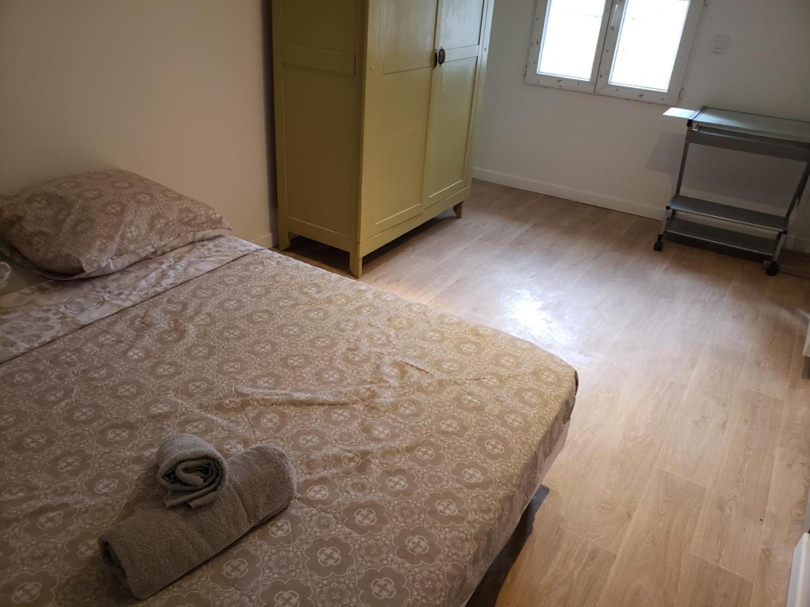 Chambres Meublees Et Spacieuses Л'Іль-Журден Екстер'єр фото